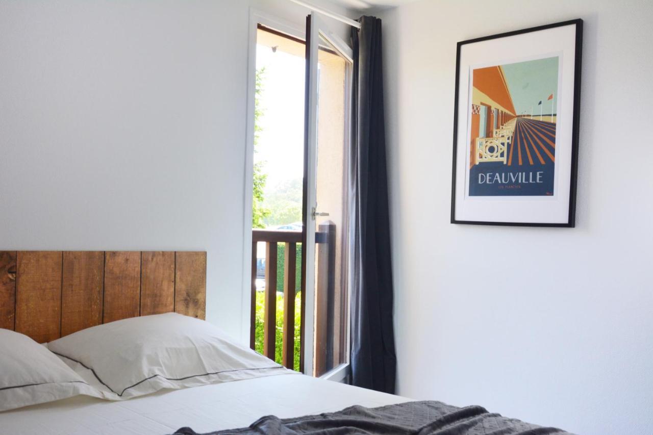 Cottage With Large Garden 15 Minutes Walk From The Beach Villers-sur-Mer Buitenkant foto